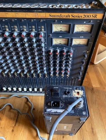 Vintage Console Soundcraft 200 SR