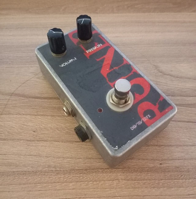 Devi Ever / Ruiner Bass Fuzz