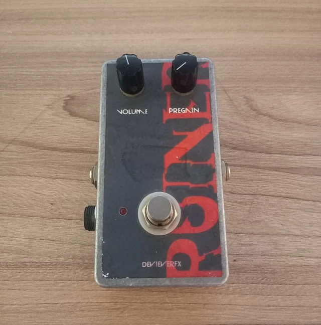 Devi Ever / Ruiner Bass Fuzz