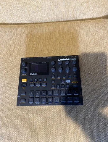 Digitakt 1 