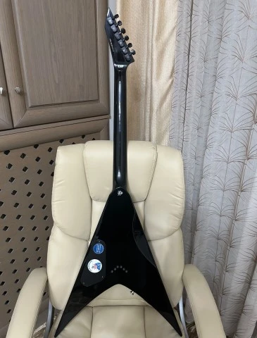LTD DV8-R Dave Mustaine (Made in Korea)
