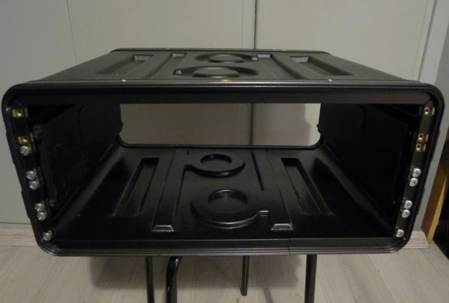  Bespeco 4U rack case