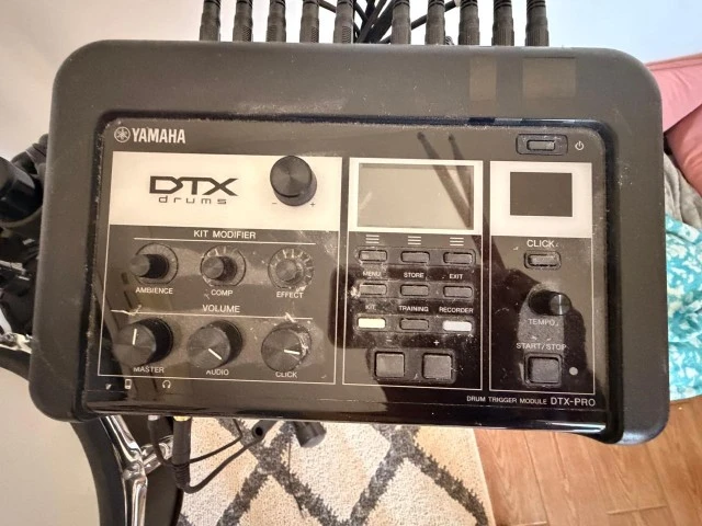Yamaha Electronic Drums DTX8K-M Professional Mesh Serie
