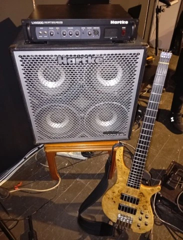 Κεφαλή μπασου Hartke LH1000 