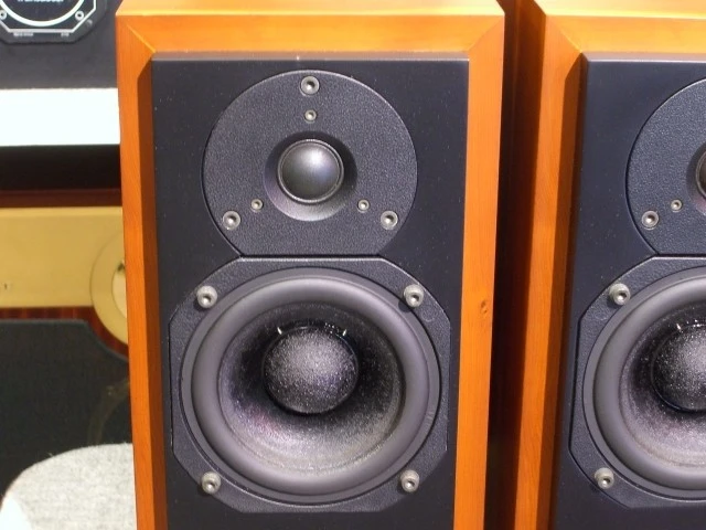 Ηχεία ATC SCM-10