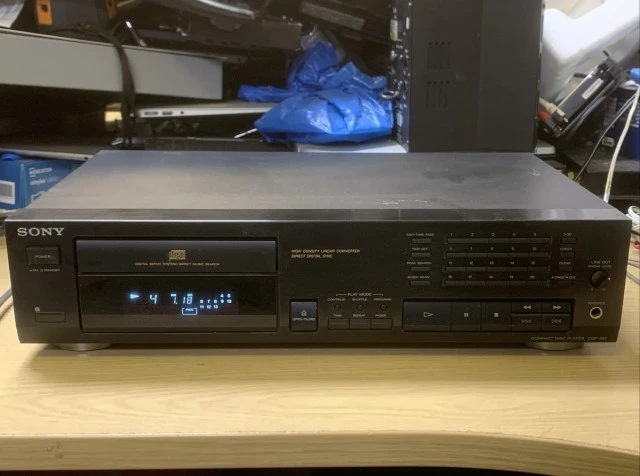 CD Player Sony CDP - 597