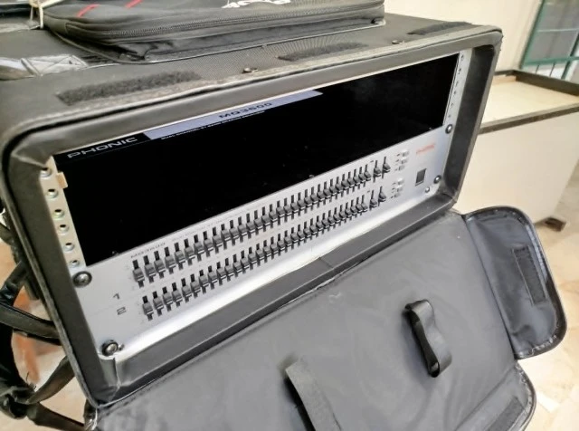 Equalizer Phonic MQ 3600 (Dual 31-Band Graphic EQ)