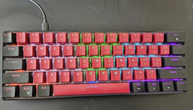 Snpurdiri V900 πληκτρολογιο 60%