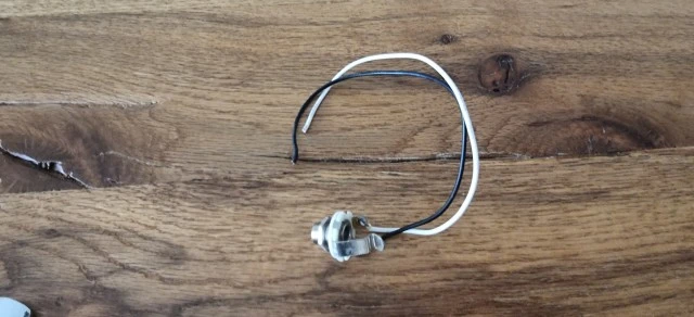 Aνταλλακτικά - Strat parts bridge pickups pots etc.
