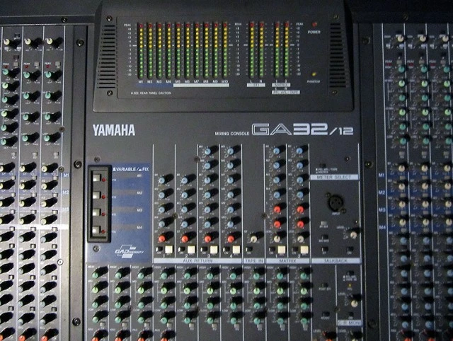 Yamaha GA 32 / 12