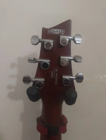 Cort M200 / EMG 81 85 Active Pickups