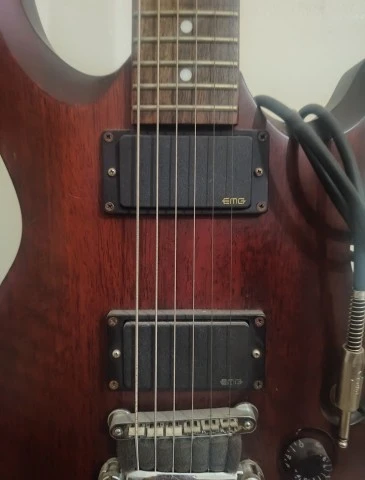 Cort M200 / EMG 81 85 Active Pickups