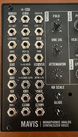 Αναλογικό monosynth Moog Mavis