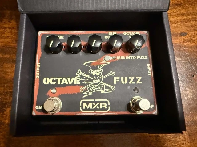 MXR SF01 Slash Octave Fuzz