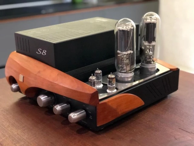 Unison Research S-8 Single Ended 845 Amplifier