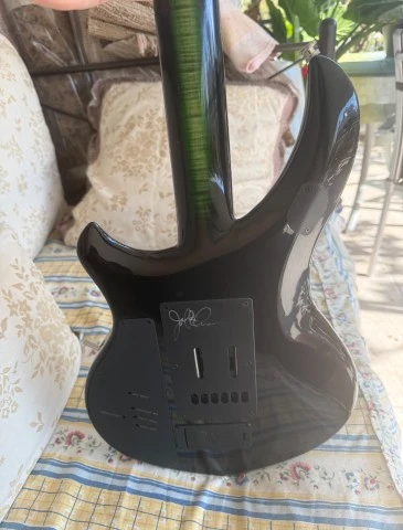 Ernie Ball Music Man John Petrucci Majesty Malachite 6