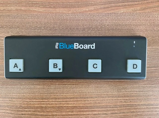IK Multimedia iRig BlueBoard/Bluetooth MIDI Pedalboard