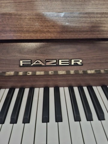 FAZER 1989 μασιφ καρυδιά Φινλανδία 