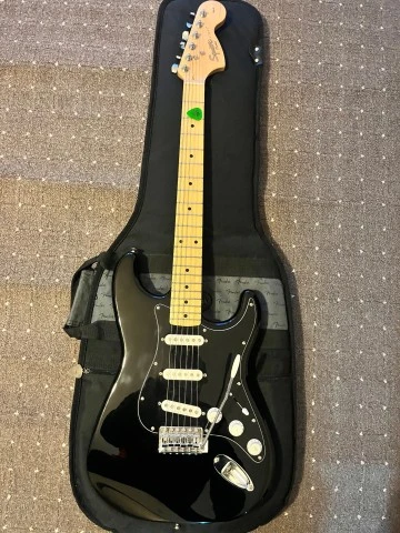 Gilmour Squier Strat