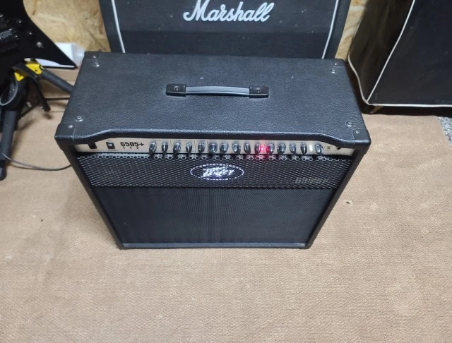 Peavey 6505+ 1x12 60w tube guitar combo 6L6 + footswitc