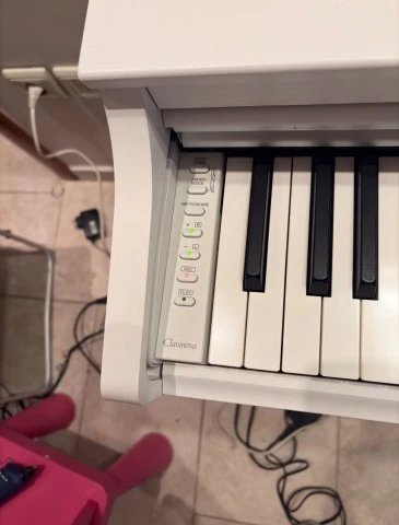 Yamaha Clavinova CLP-625 White + Λευκό Σκαμπό