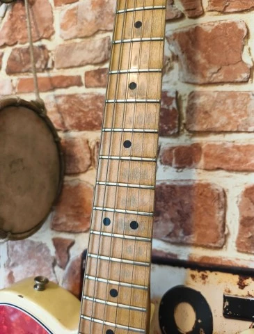 Fender Vintera Road Worn '70s Telecaster Deluxe 
