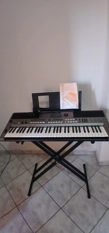Yamaha PSR-E443 - Πλήρες Πακέτο