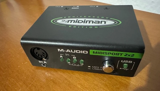 Midi interface 2x2 και merge 