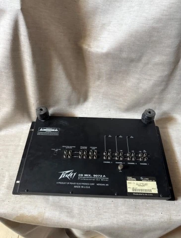 Επαγγελματικός DJ Μίκτης Peavey CD Mix 9072 A
