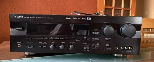 Home Cinema B&amp;W + Yamaha Ενισχυτής