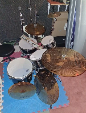 Millenium Juniors drum set