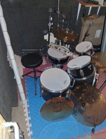 Millenium Juniors drum set