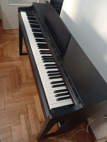 Yamaha Clavinova CLP-525 B