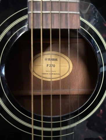 Yamaha F370 Black Acoustic Guitar