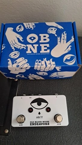 Old Blood Noise Endeavors OBNE AB / Y Switcher 