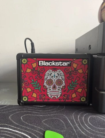Blackstar FLY3 amp skull