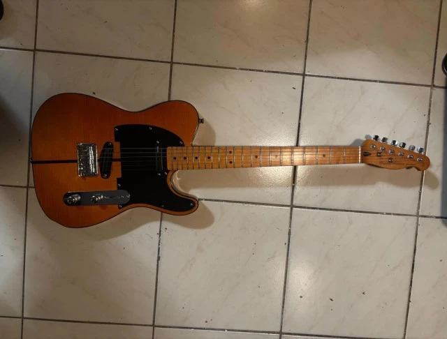 Telecaster Harley Benton Deluxe Series/ DiMarzio