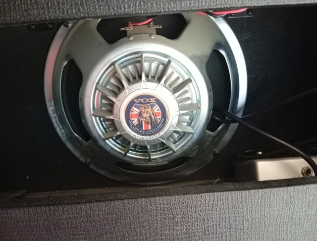 Vox Ac30cc1 + δερμάτινο κάλυμμα 