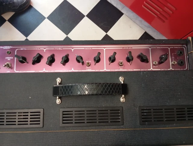 Vox Ac30cc1 + δερμάτινο κάλυμμα 