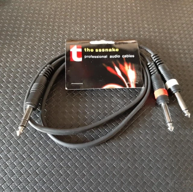 Y Audio Cable (Insert Cable)