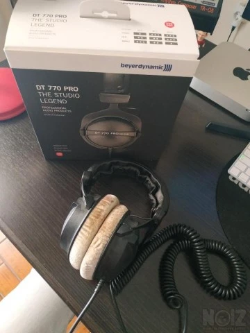 Beyerdynamic DT 770 PRO 250 OHM