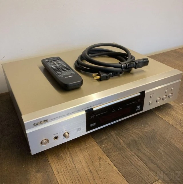 CD - DVD - SACD Yamaha S-2300