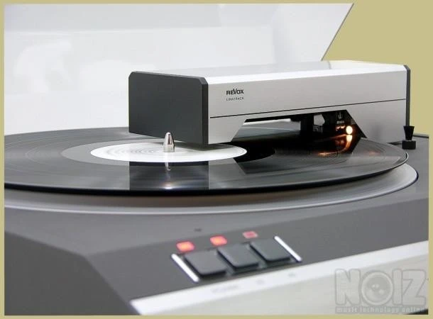 Πικάπ Revox B-795