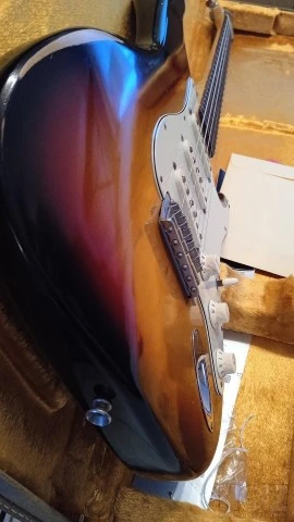 Fender 60's Road Worn Stratocaster aged 