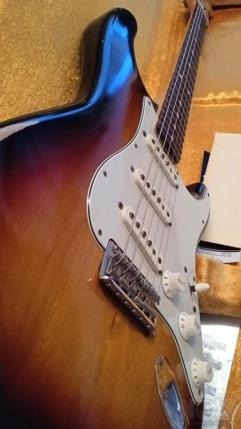 Fender 60's Road Worn Stratocaster aged 
