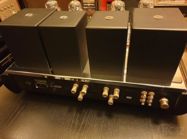 Λαμπάτος Ενισχυτής JJ - 322 300B