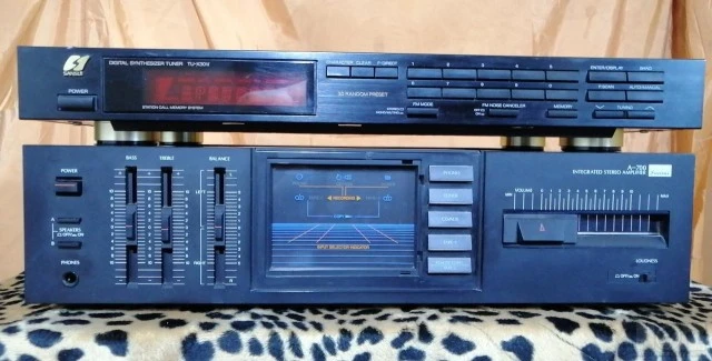Set Sansui A-700 + TU-X30