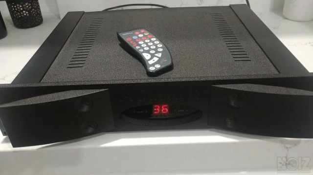 Προενισχυτής Perreaux SM6 P