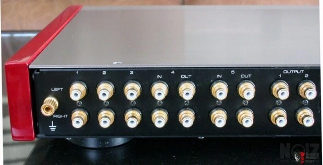 Προενισχυτής Rotel Michi RHA-10