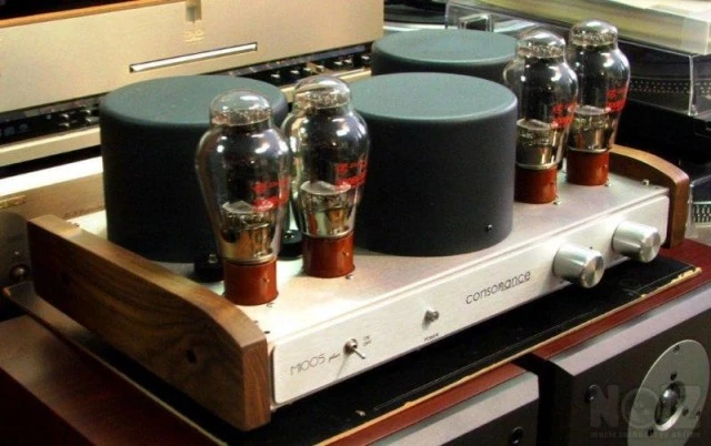Λαμπάτος Ενισχυτής Opera Consonance M-10